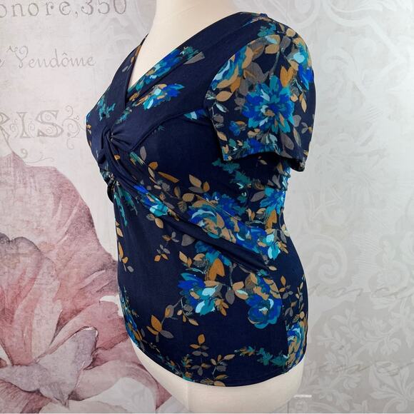 Jaclyn Smith Navy FLoral Cross Front Blouse Size XL/L - Picture 4 of 10